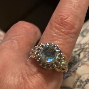 Blue topaz ring in 925 sterling silver